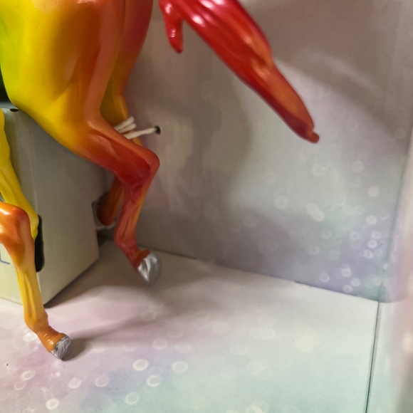 Breyer Horses Freedom Series – Love & Hope Unicorn Set Make a wish #62124 - Picture 5 of 15